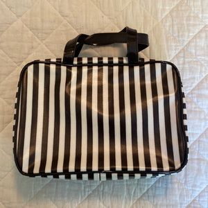 Large Henri Bendel Weekender makeup travel bag